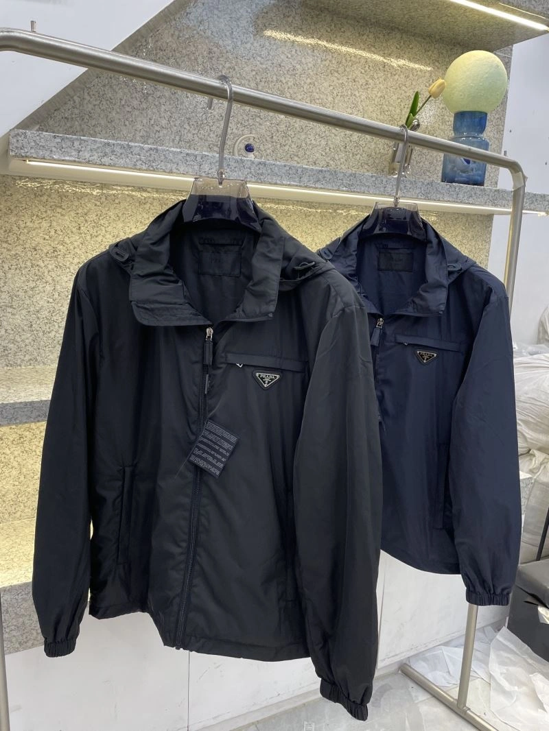 Prada Outwear ZipUp 171112