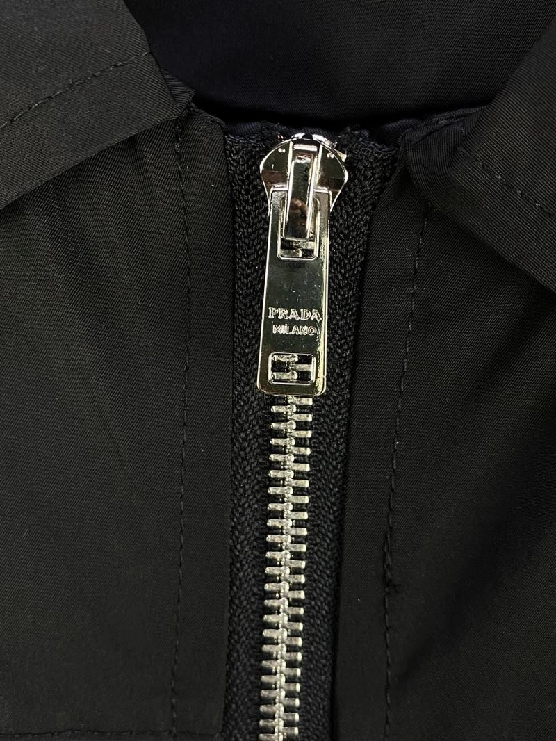 Unisex Prada Outwear 171066