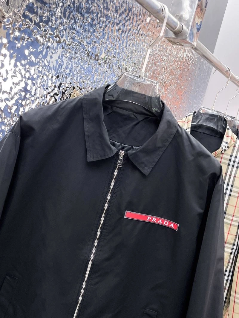 Elegant Prada Outwear 171055