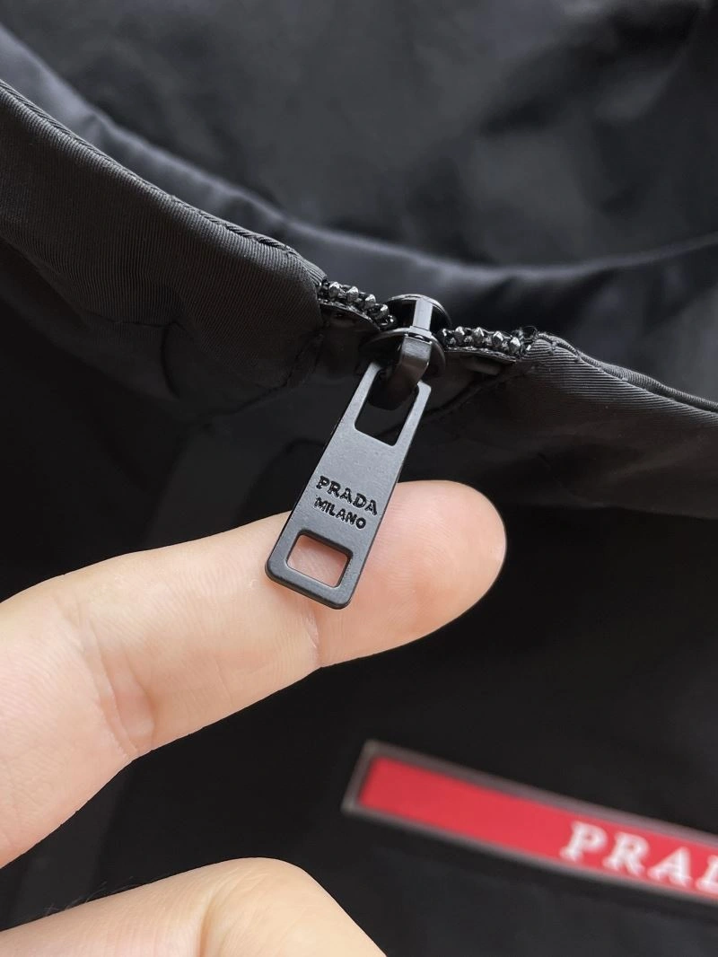 OdorResistant Prada Outwear 171054