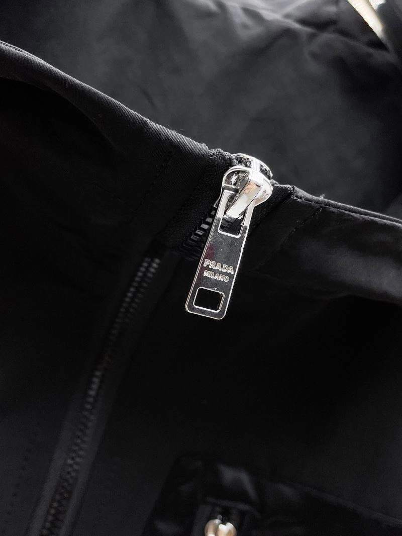 Prada Outwear Cozy 171040
