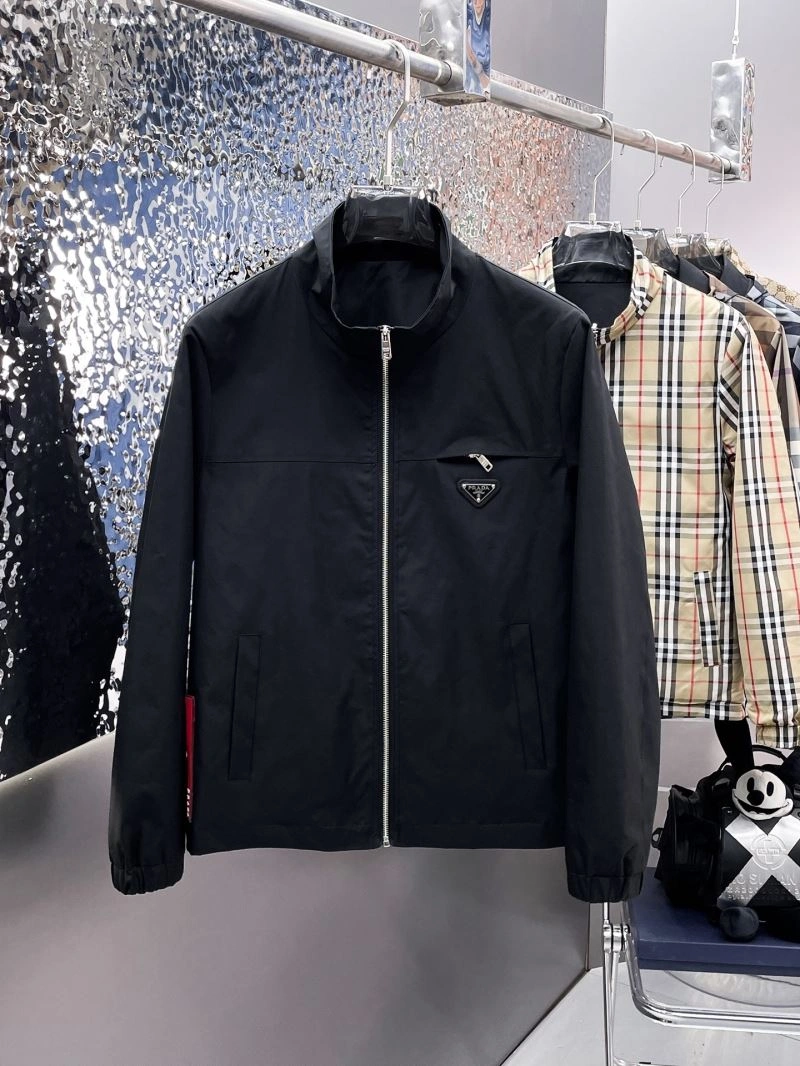Effortless Prada Outwear 171033