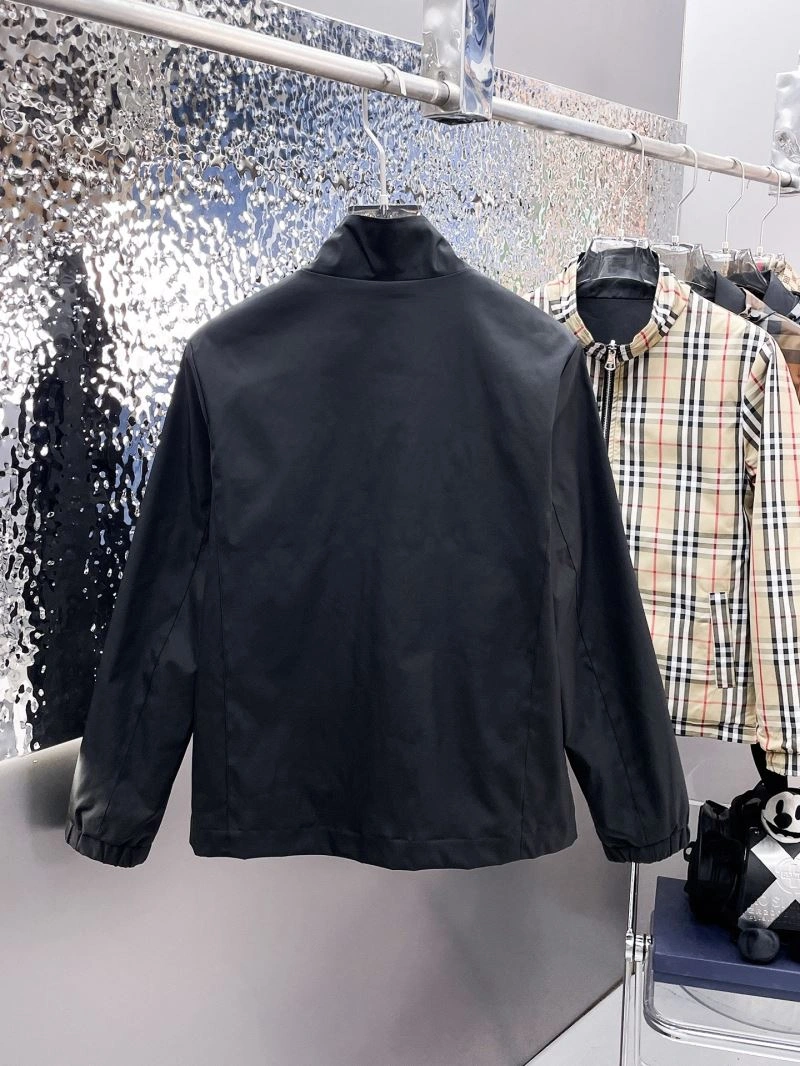 Effortless Prada Outwear 171033