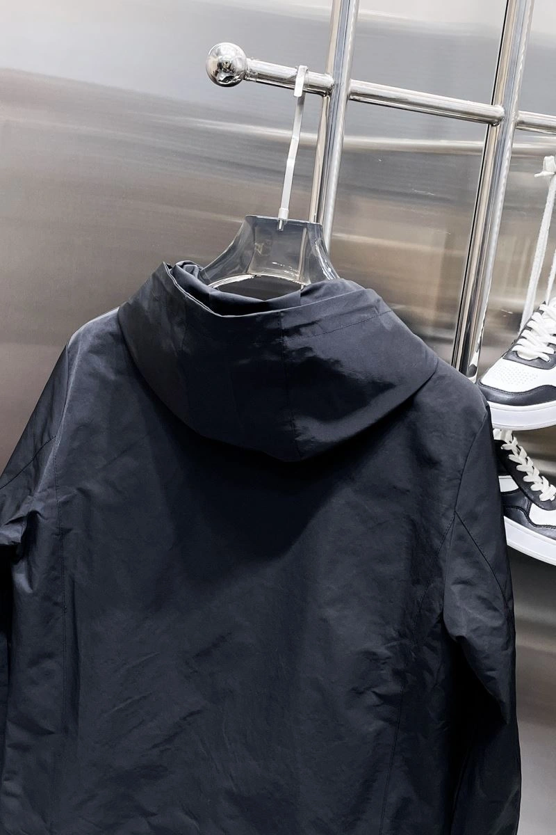 Versatile Prada Outwear 171044