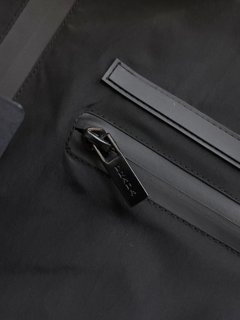 Timeless Prada Outwear 171048