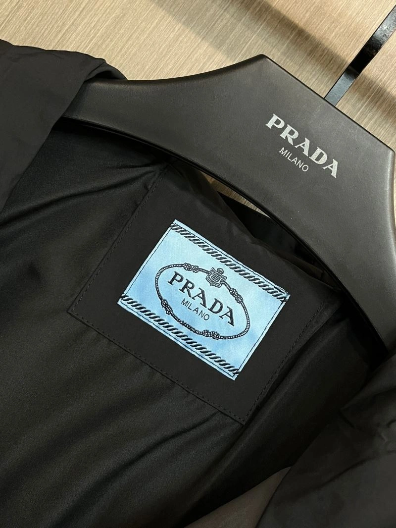 Original Prada Outwear 171028