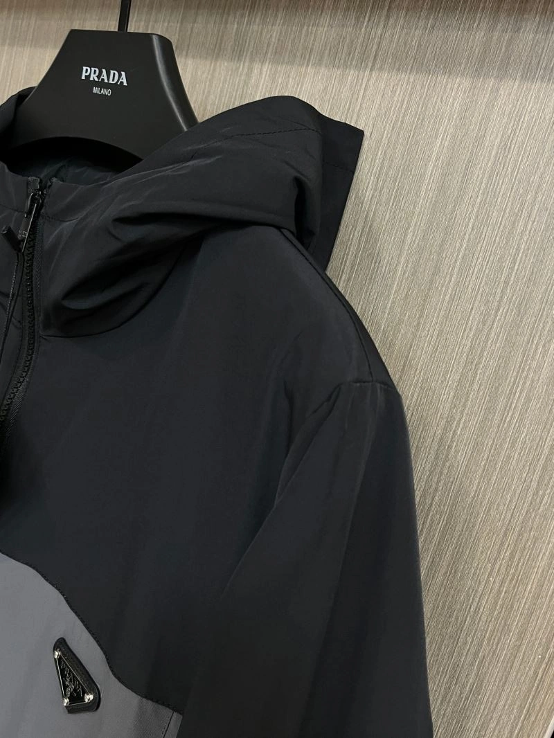 Original Prada Outwear 171028