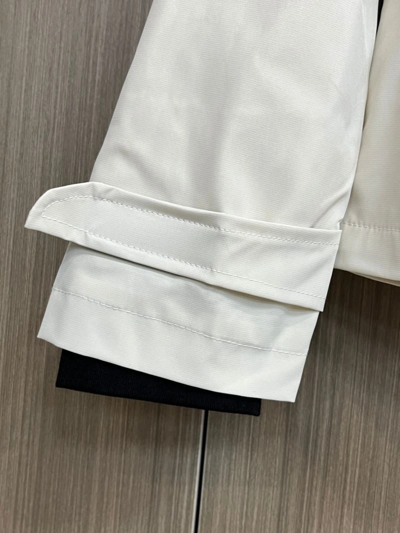 WaterResistant Prada Outwear 171022