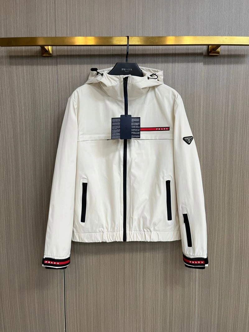 Snug Prada Outwear 171018