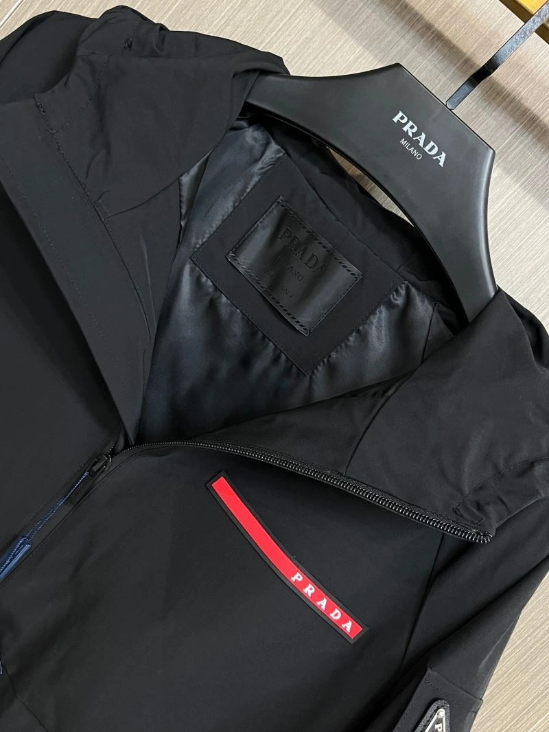 Prada Outwear TimelessDesign 171020