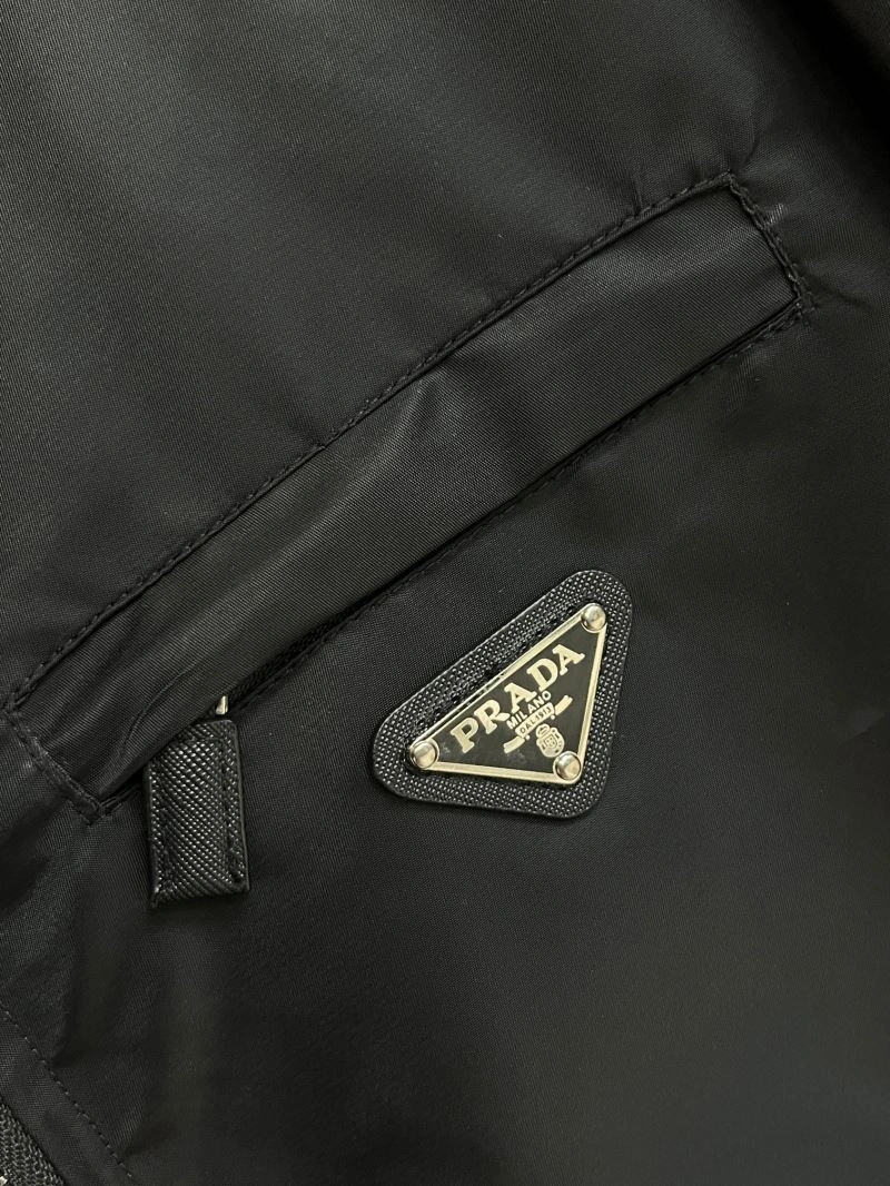 Lightweight Prada Outwear 171016