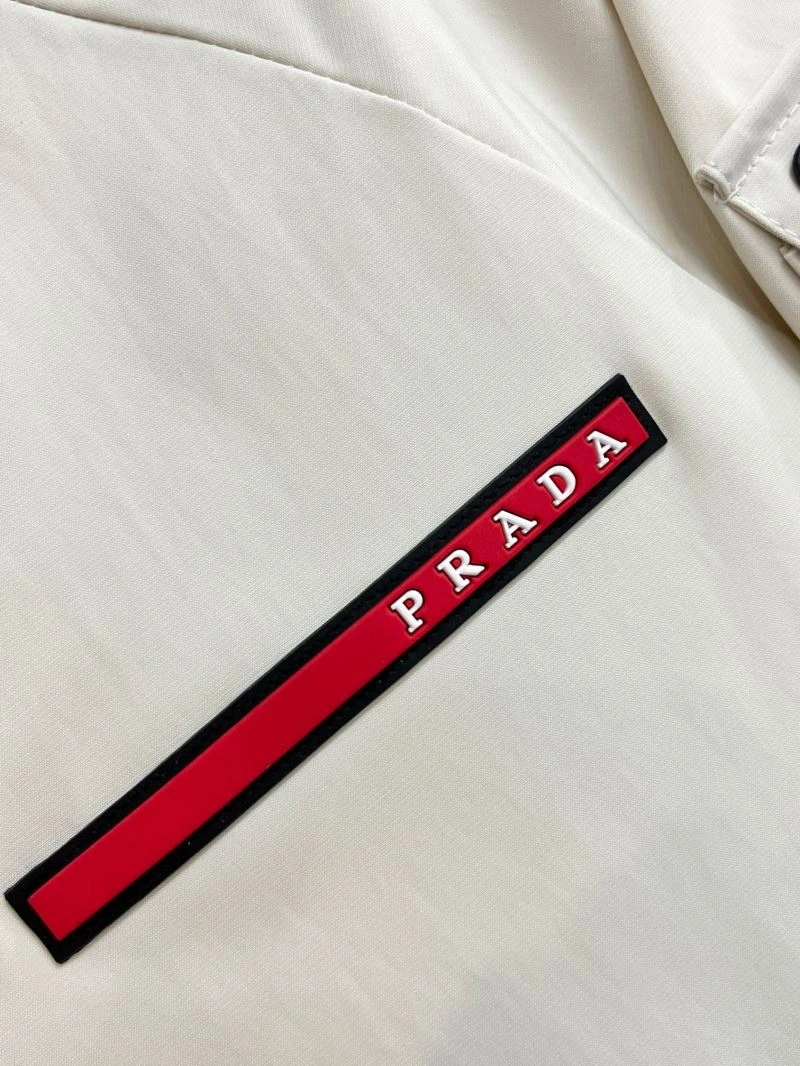 Stretchable Prada Outwear 171052