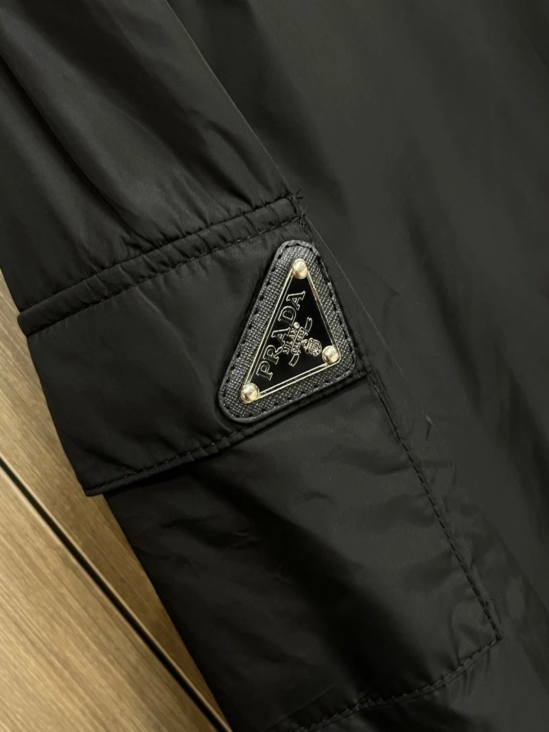 ModernLook Prada Outwear 170995