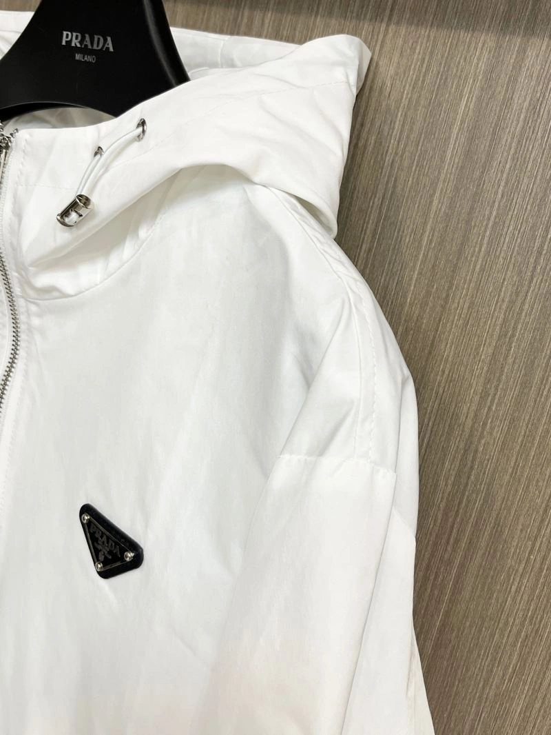 Stylish Prada Outwear 170994