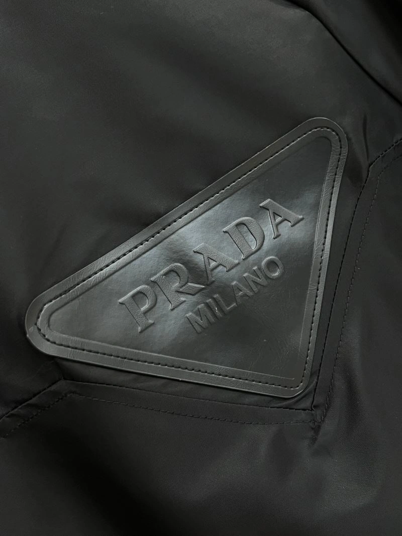 HighPerformance Prada Outwear 170986