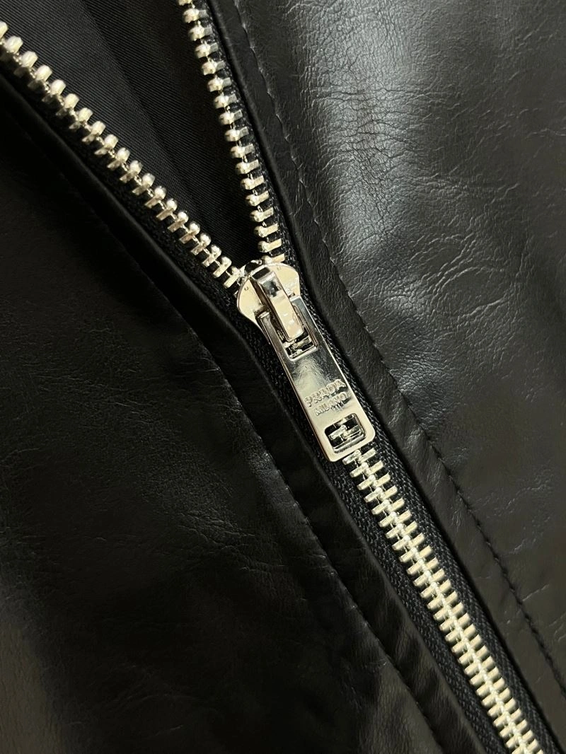 Prada Outwear Youthful 170984