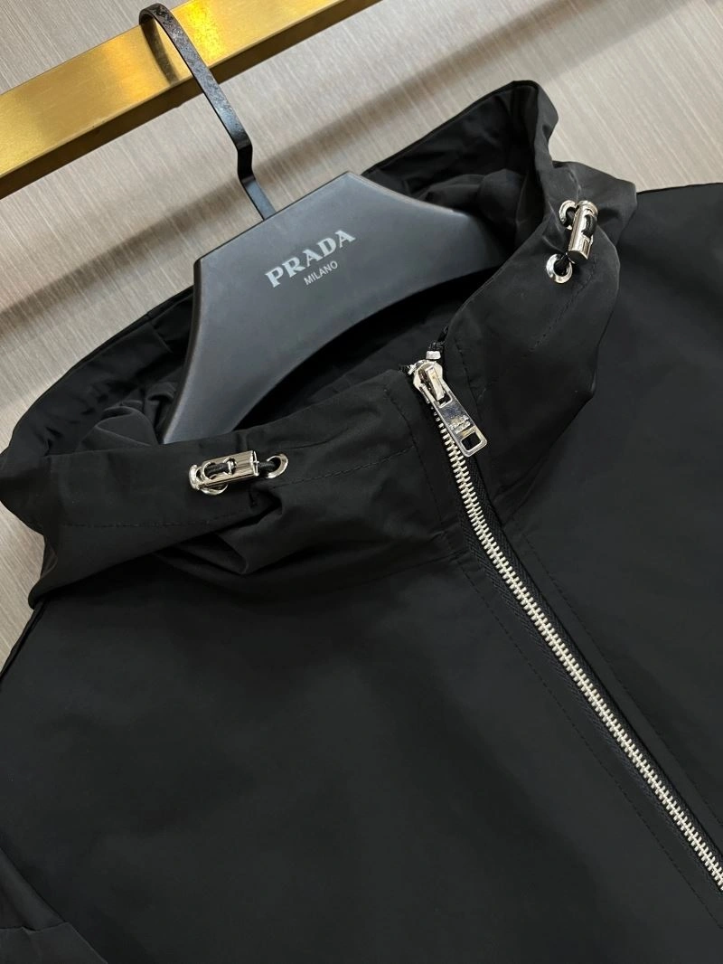 Prada Outwear Compact 170972