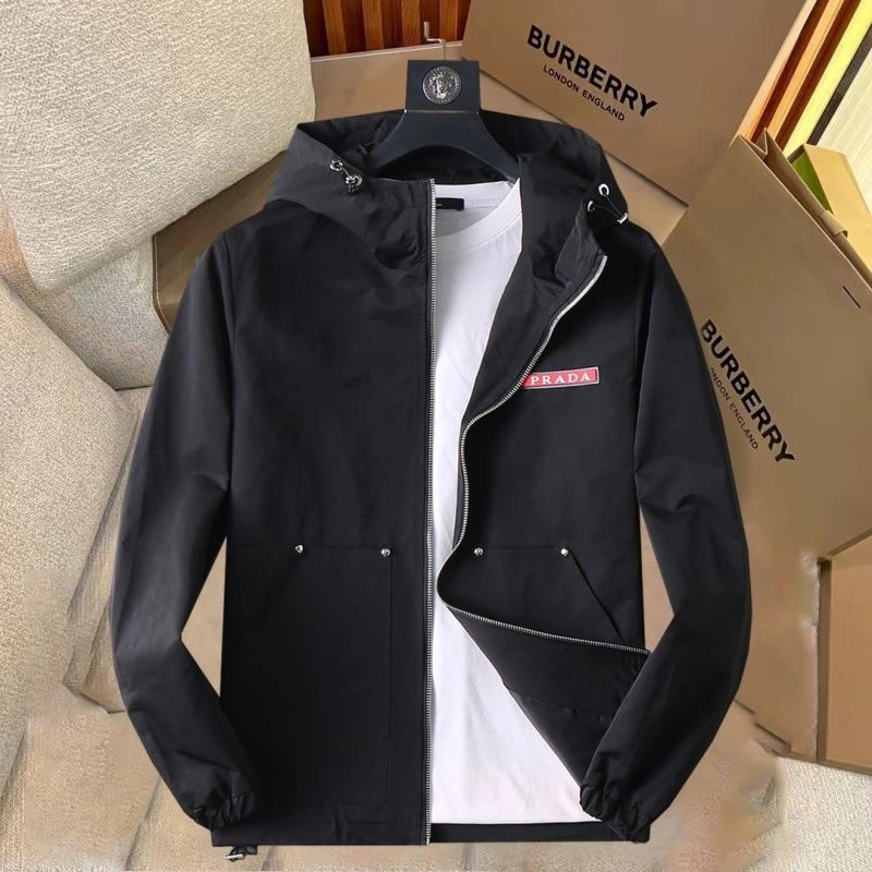 Prada Outwear WellDesigned 170985