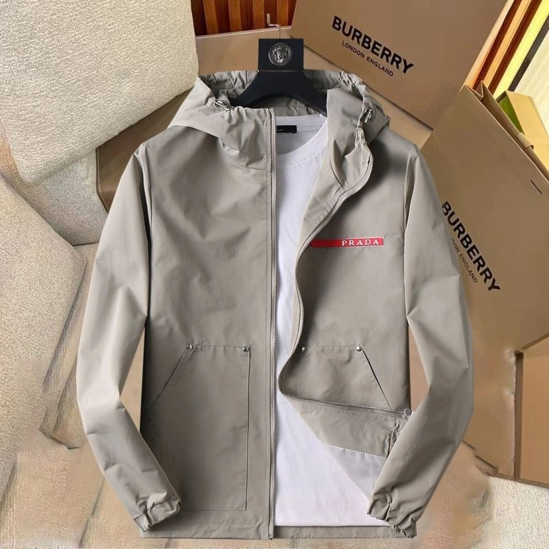 Prada Outwear WellDesigned 170985