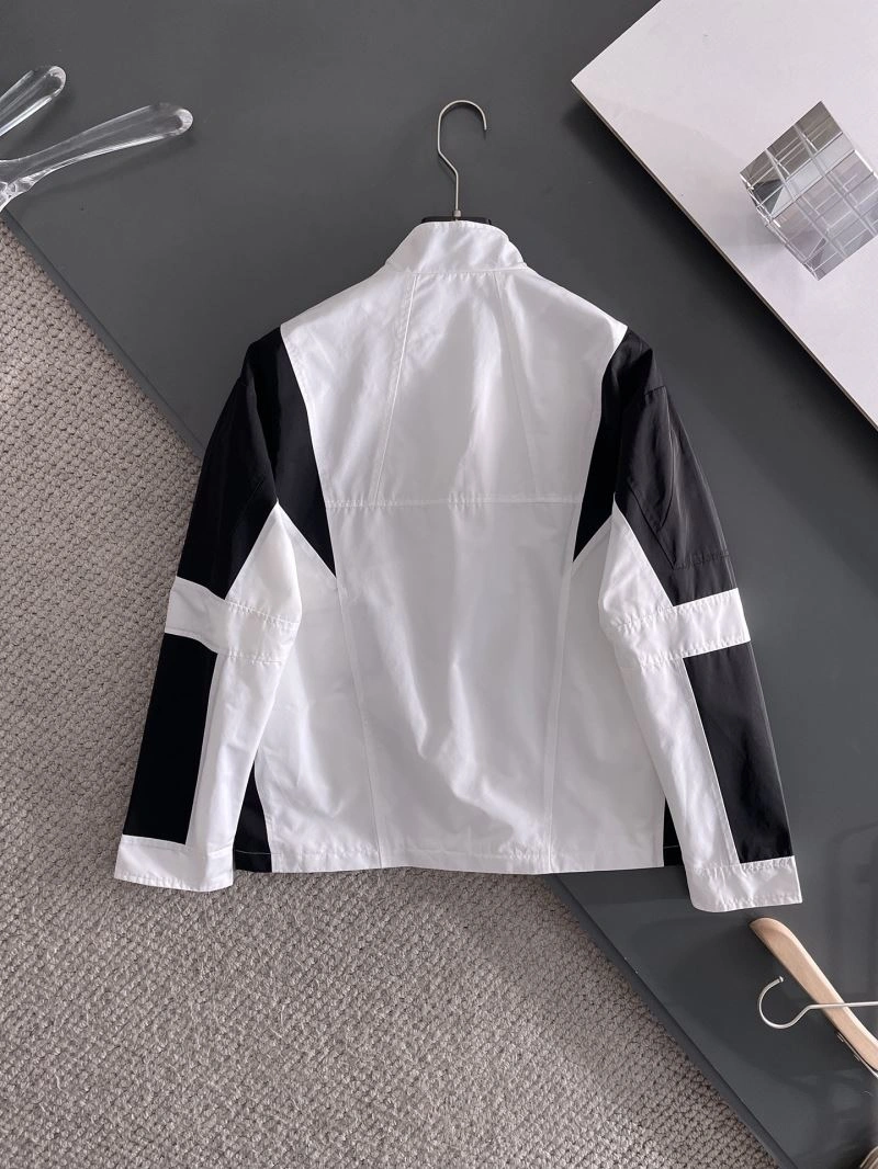 Seasonal Prada Outwear 170989