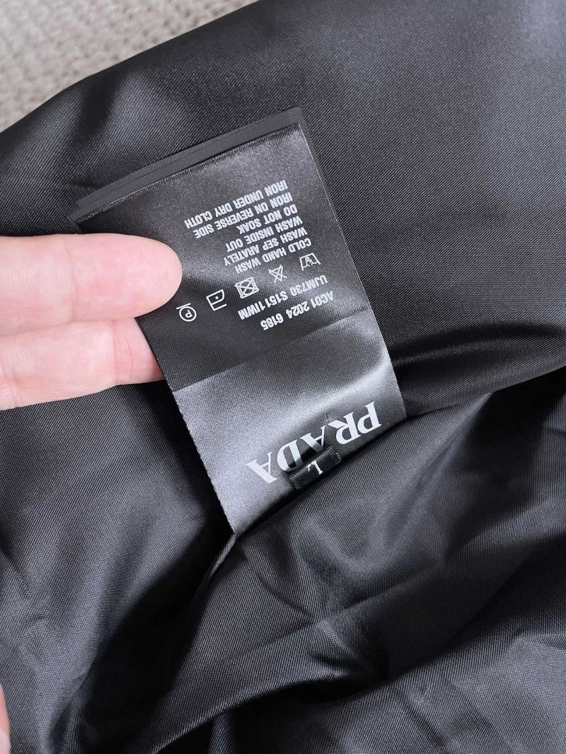 Prada Outwear Snug 170990