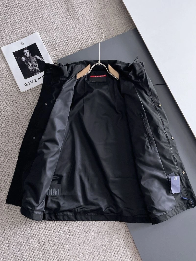 Prada Outwear Snug 170990