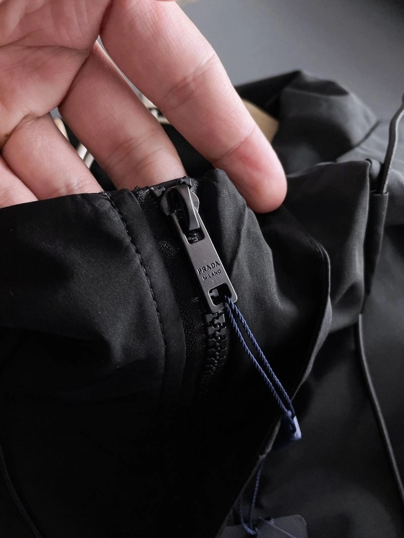 Prada Outwear Snug 170990