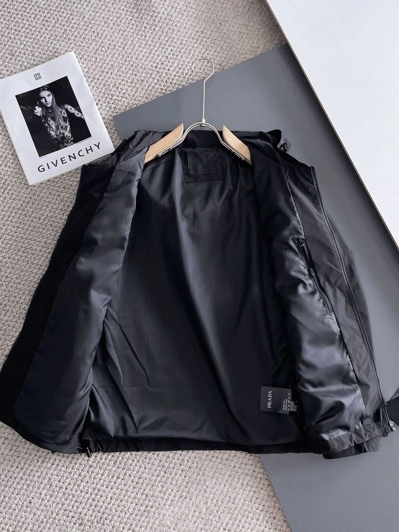 Casual Prada Outwear 171046