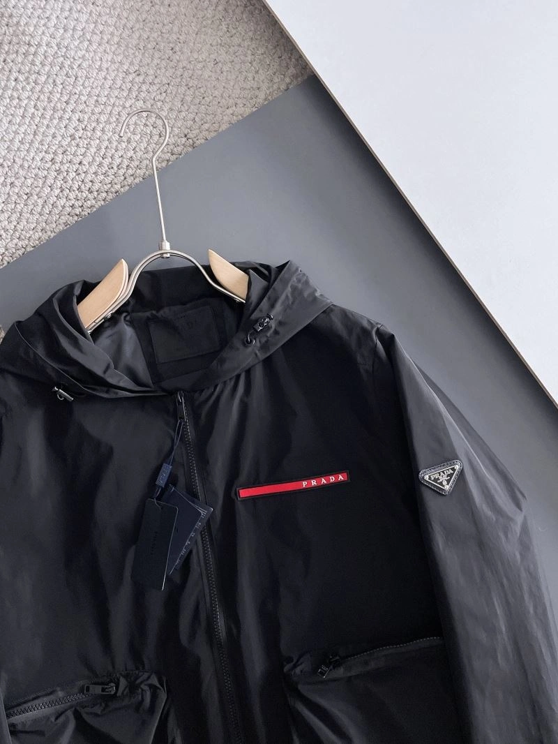 Casual Prada Outwear 171046