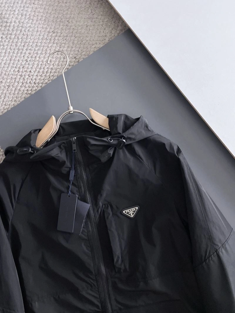 EasyMatch Prada Outwear 170992