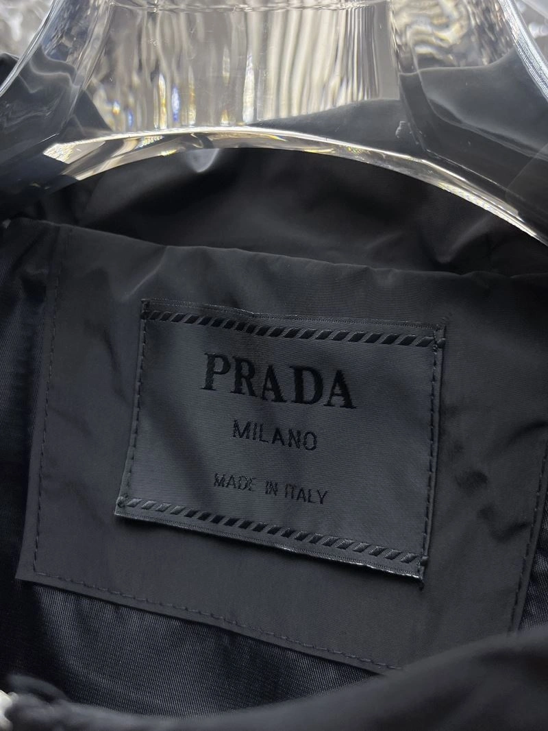 Packable Prada Outwear 170969