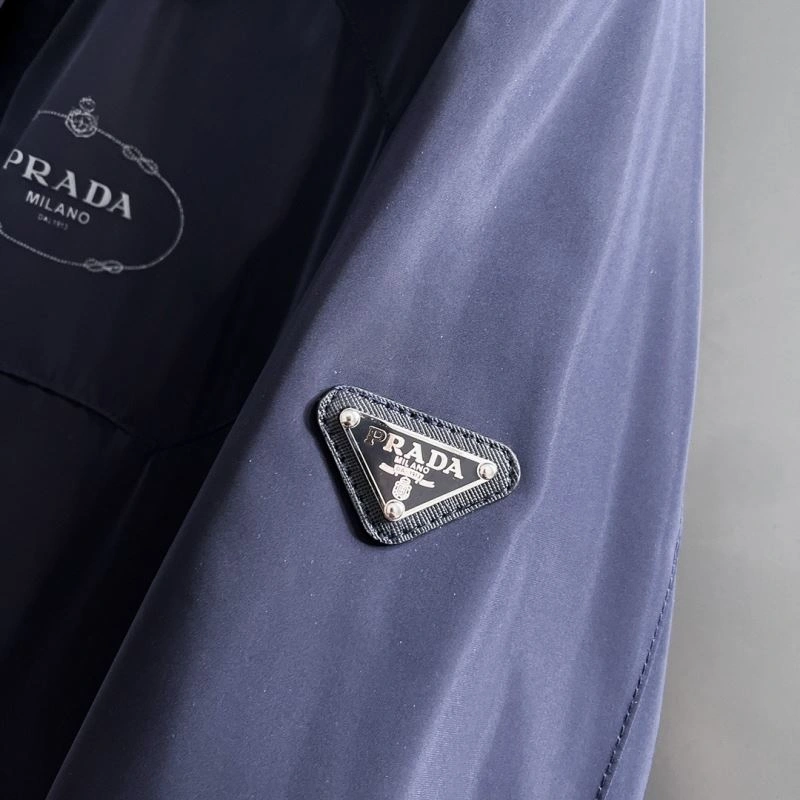 Prada Outwear GoAnywhere 170957