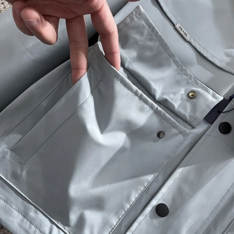 Lightweight Prada Outwear 170940