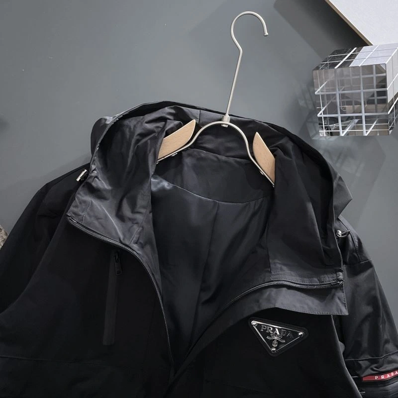 Prada Outwear UrbanStyle 170942