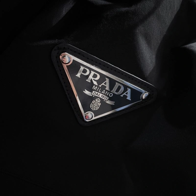 Prada Outwear UrbanStyle 170942