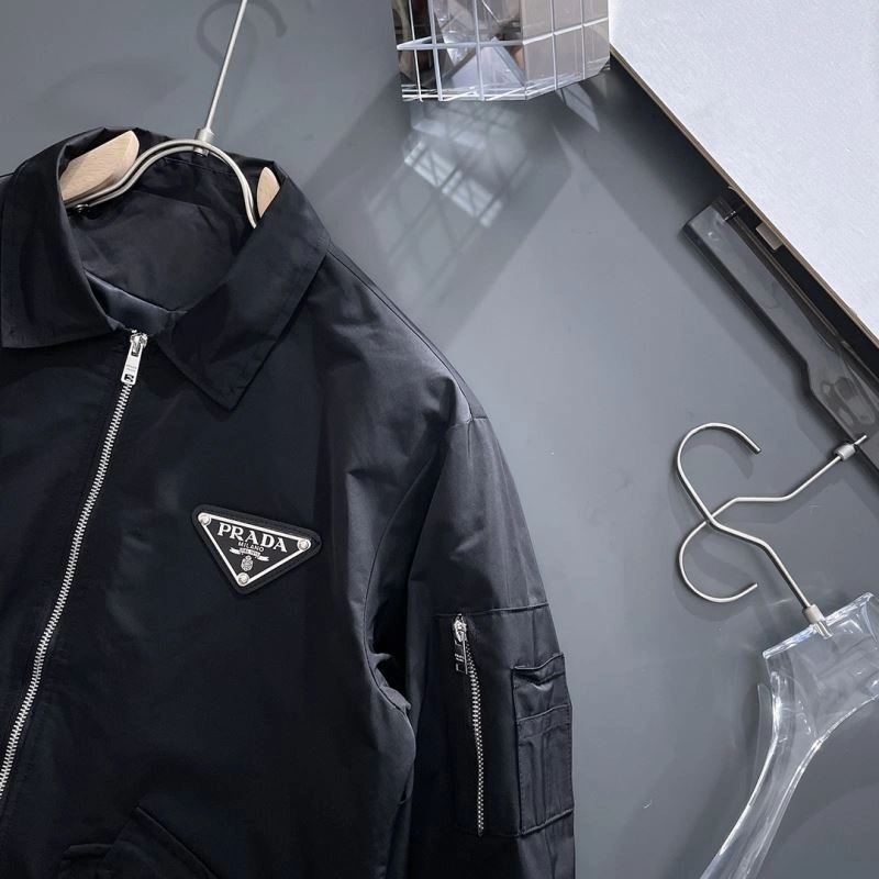 Prada Outwear Minimalist 170944