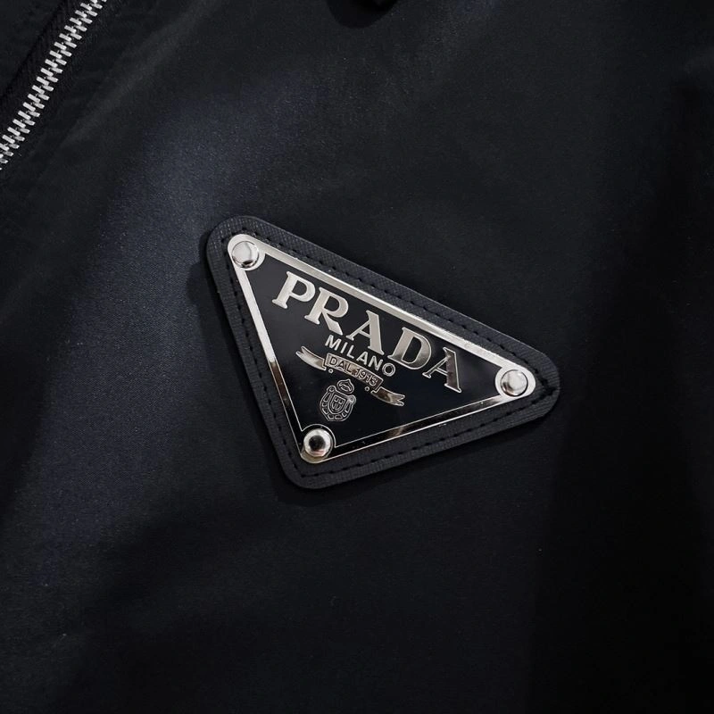 Prada Outwear Minimalist 170944