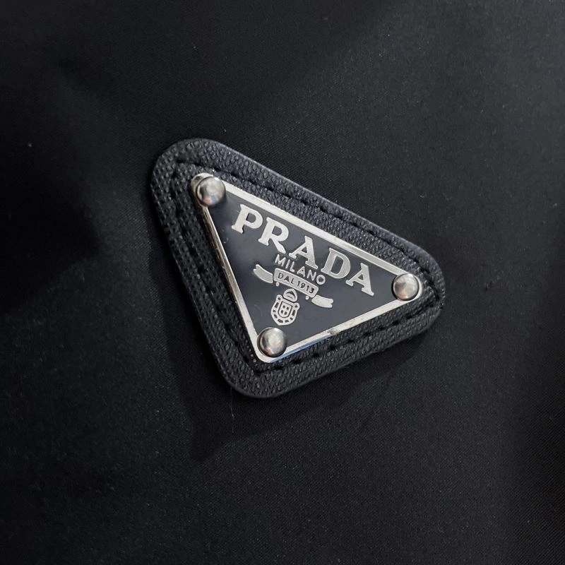 Prada Outwear Minimalist 170952