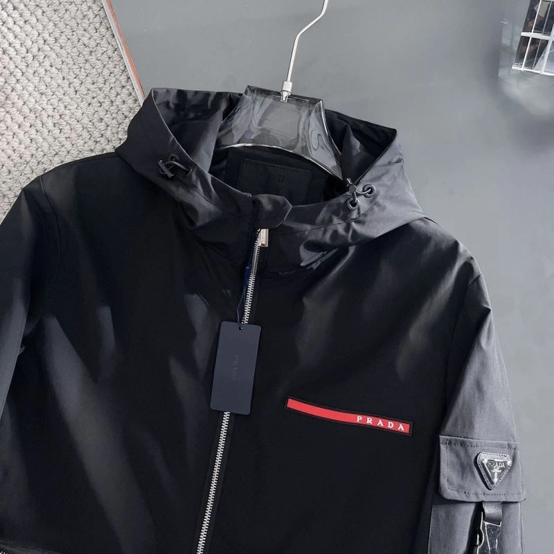 Unique Prada Outwear 170961