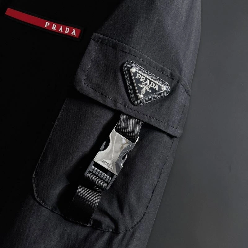 Unique Prada Outwear 170961