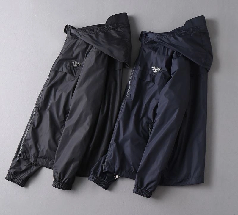 Snug Prada Outwear 170947