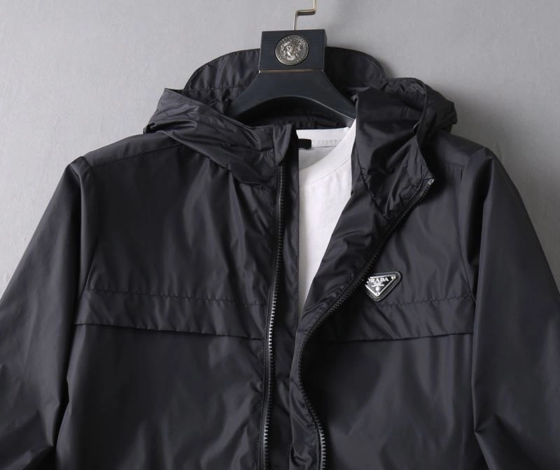 Snug Prada Outwear 170947