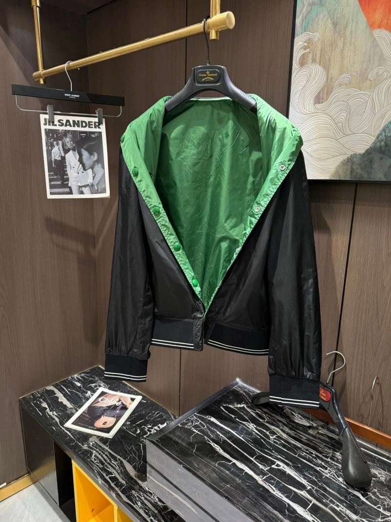 Prada Outwear Sophisticated 170932