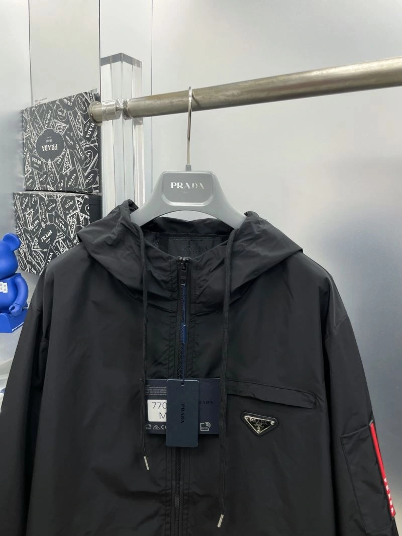 ModernLook Prada Outwear 170908