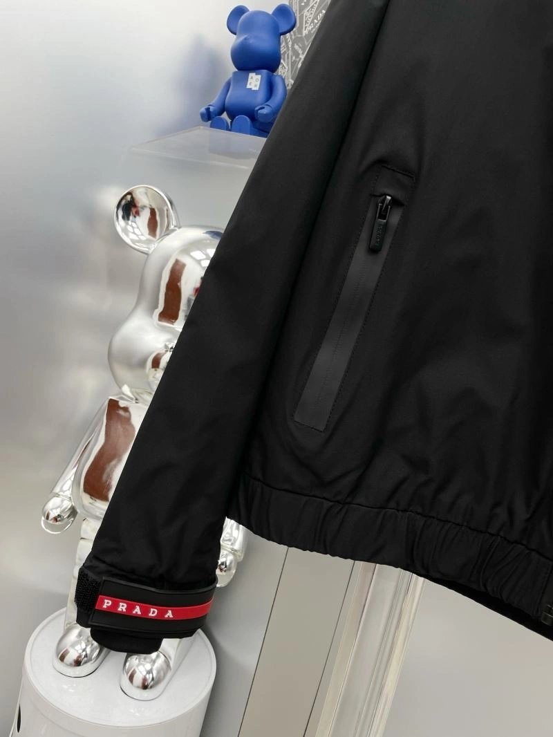 Supportive Prada Outwear 170922