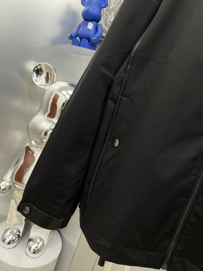 Prada Outwear Sustainable 170934