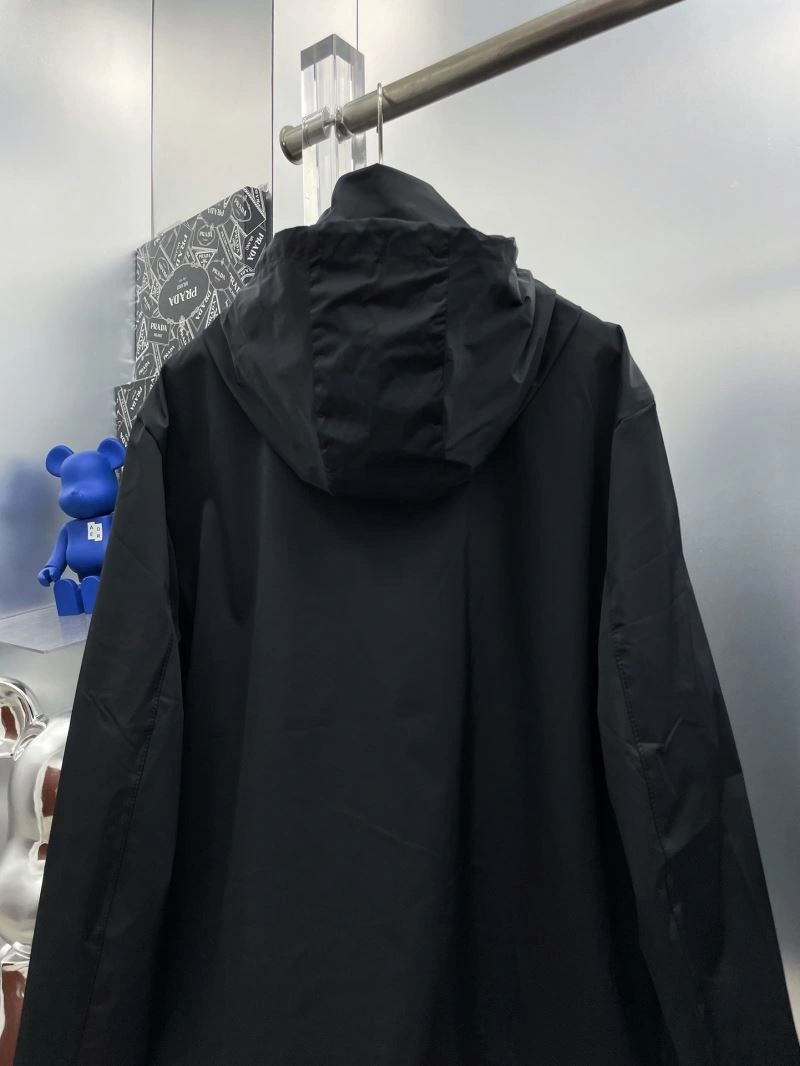 Prada Outwear Sustainable 170934