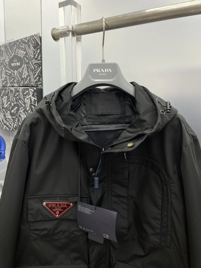 Prada Outwear EasyMatch 170886