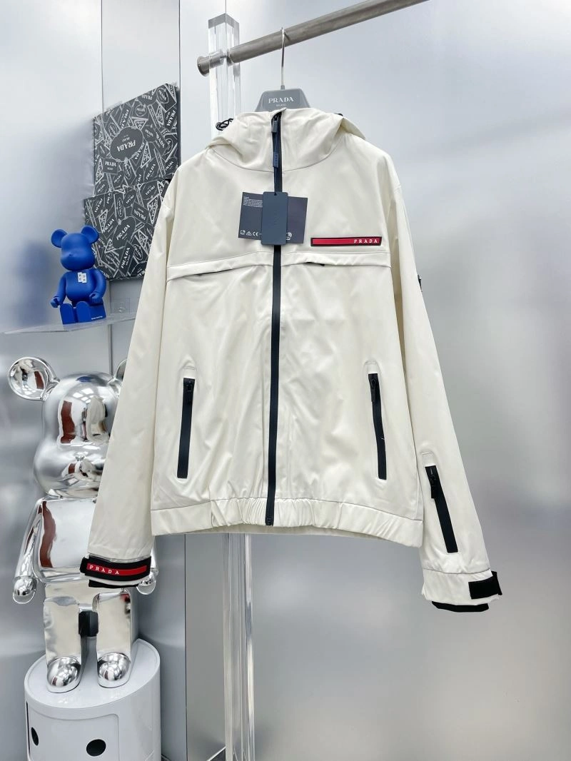 Casual Prada Outwear 170882