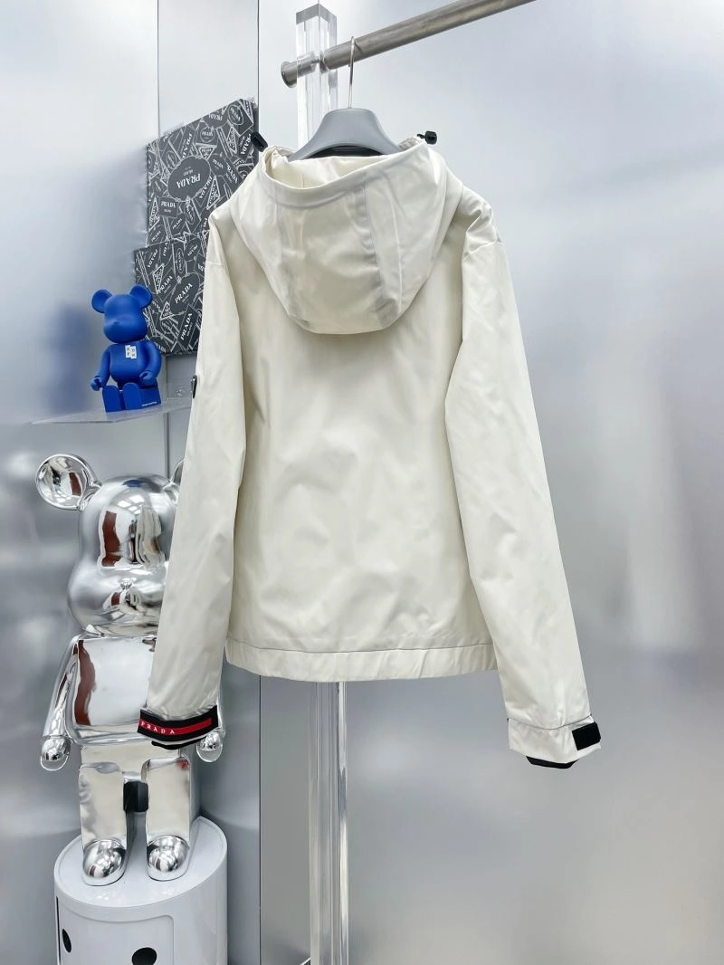 Casual Prada Outwear 170882